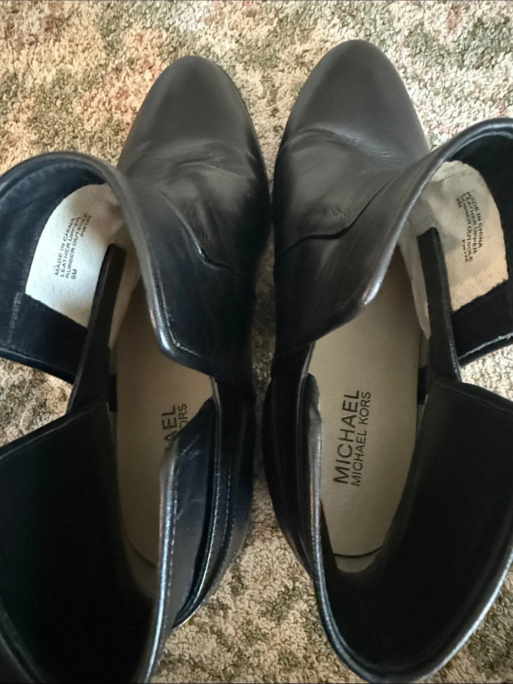 Michael Kors Black Leather Ankle Booties with Buckle Accent size 9 so cute
